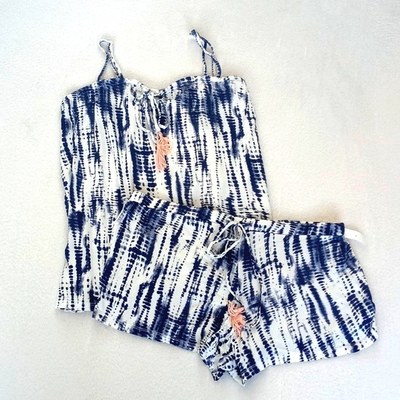 Jessica Simpson Other - Jessica Simpson 2 Piece Blue / White Tie Dye Cami & Shorts Set